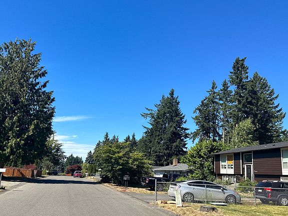 5th image of 15309 25th Ave E