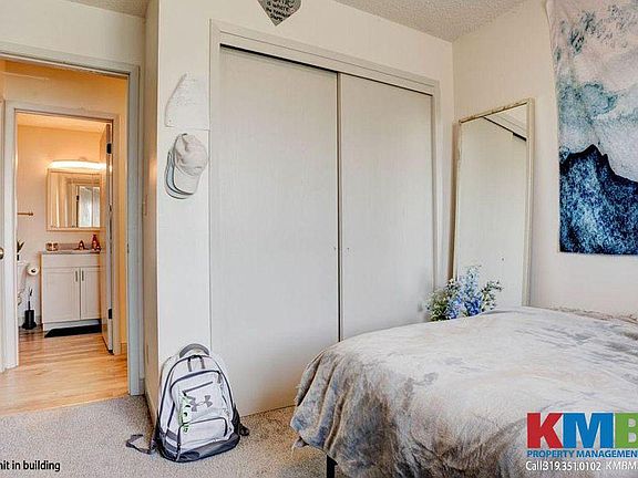 3rd image of 1601 Aber Ave APT 2