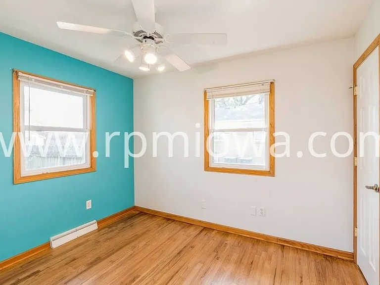 221 SW Scott St — Photo 7