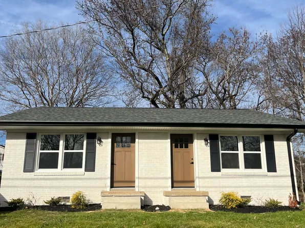 904 E Blythe St #2, Paris, TN 38242