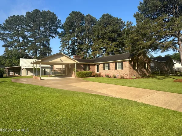 4834 Lakeview Road, Elm City, NC 27822