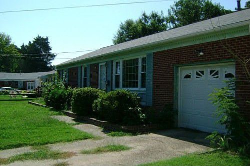 3rd image of 177 Emerson Cir