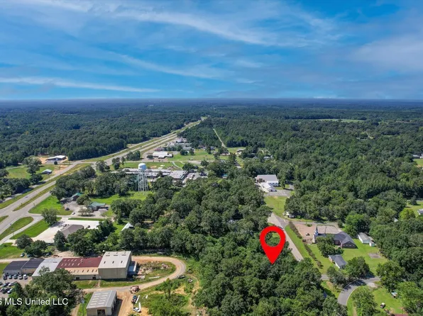 24152 Church Ave, Saucier, MS 39574