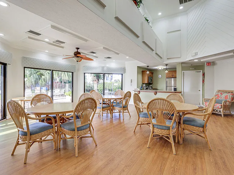 Building's Lounge