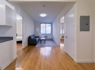 924 Metropolitan Ave #100, Brooklyn, NY 11211