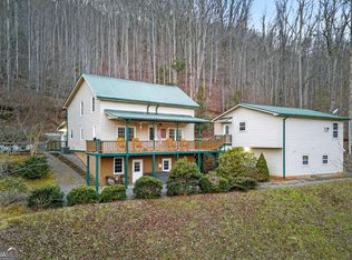 317 Collins Creek Rd, Hiawassee, GA 30546