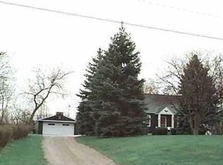 3349 Mackin Rd, Flint, MI 48504