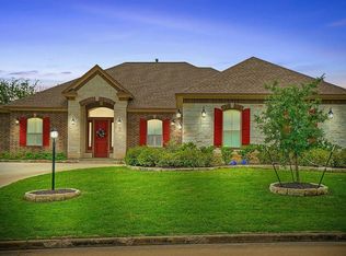 63 Victoria Dr W, Montgomery, TX 77356