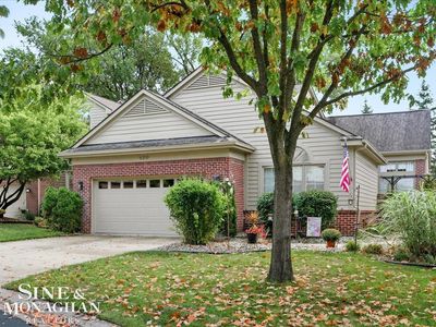 820 Milford Glen Cir, Milford, MI, 48381