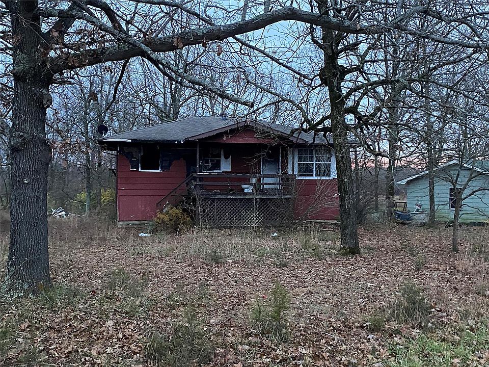 1st image of 22574 Goldenrain Ln
