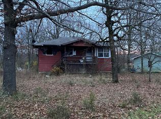 22574 Goldenrain Ln, Lebanon, MO 65536