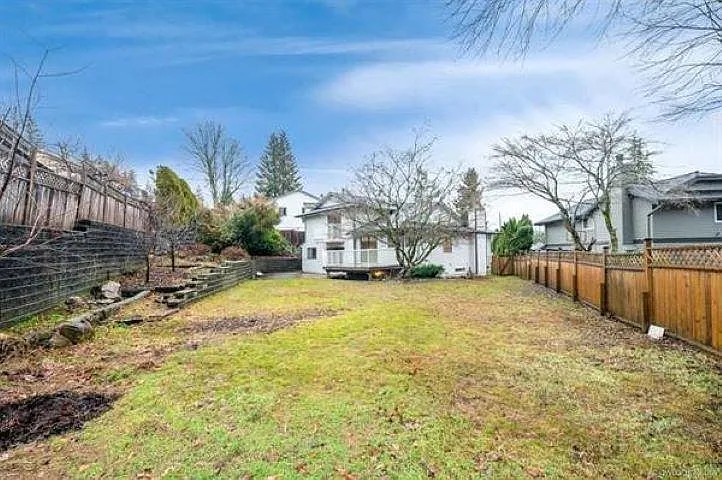 2628 McLaughlin Ct — Photo 17