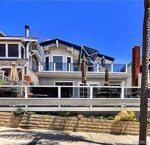 2nd image of 206 Fernleaf Ave #1
