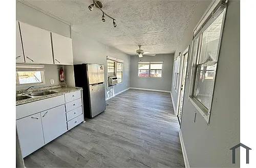1709 S Ridgewood Ave #16 Photo 1