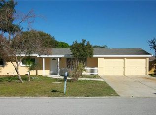 2619 Sunnyside St, Sarasota, FL 34239