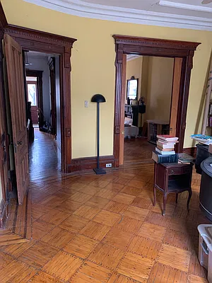 Sold by Henry Watts Real Estate | media 28
