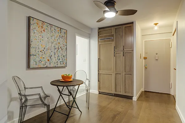 Sold by Compass | media 22