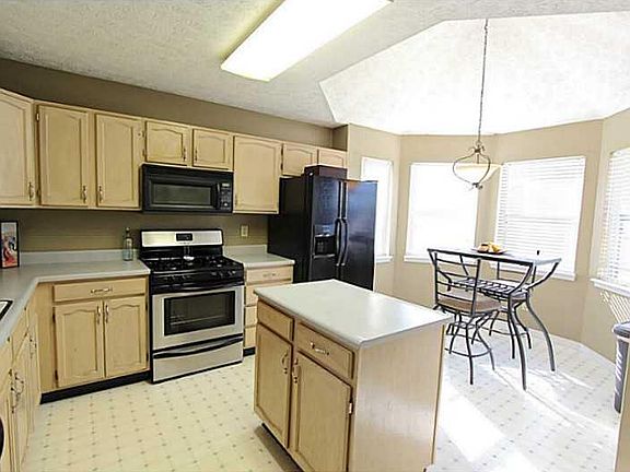 4th image of 1231 Winding Hart Dr