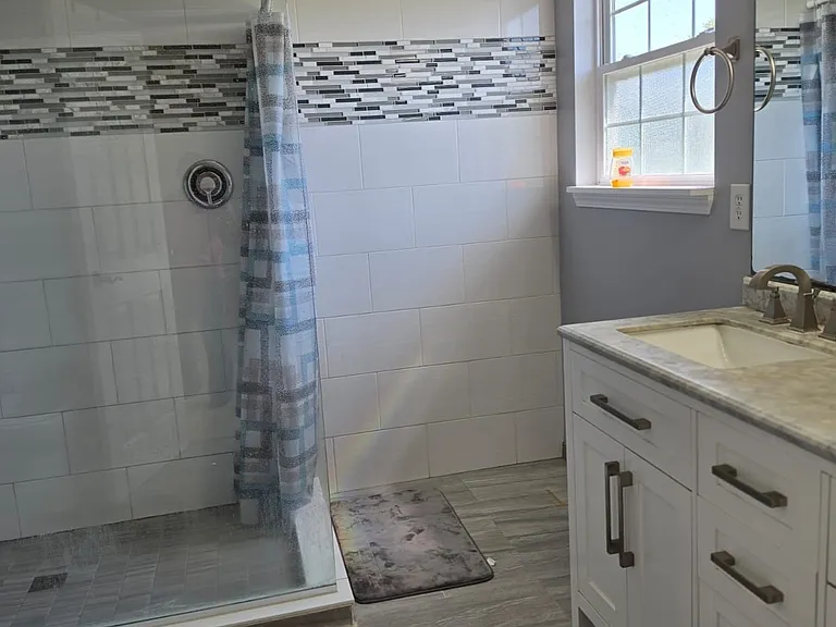 7569 Shasta Dr — Photo 4