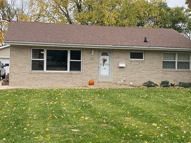117 Eastview Dr photo 1