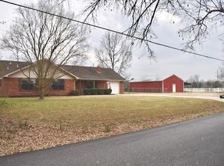 127 Mulberry Wire Rd, Mulberry, AR 72947
