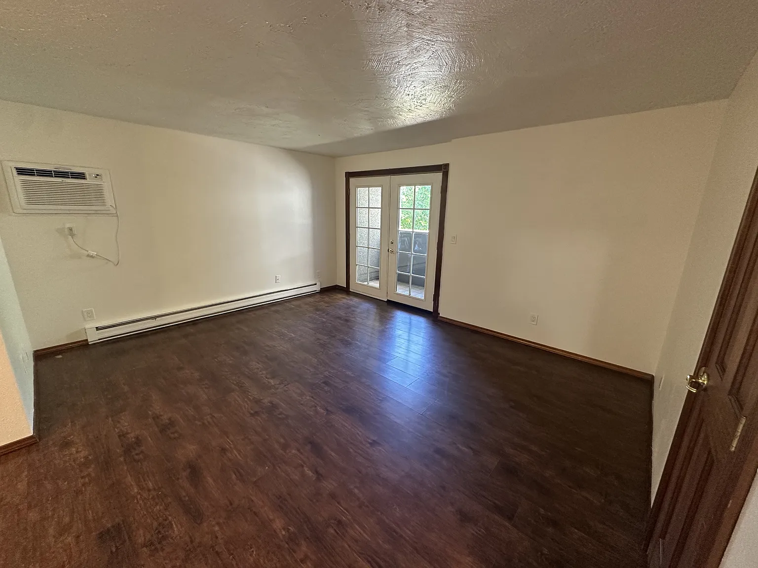 7 on 8th Apartments - 4 — Photo 2