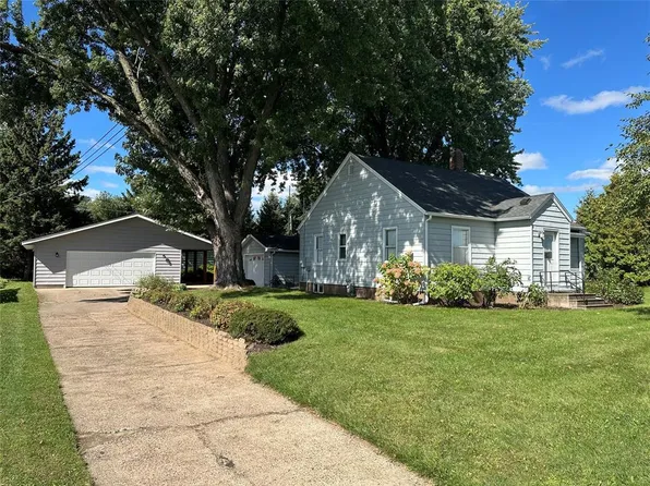 2741 Alpine Road, Eau Claire, WI 54703