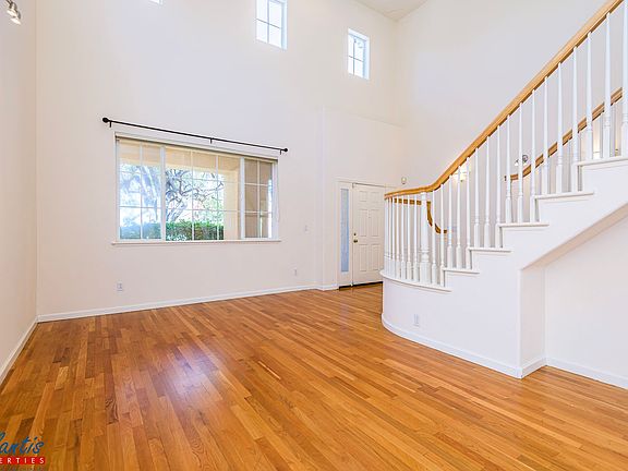 3rd image of 3514 Casabella Ct