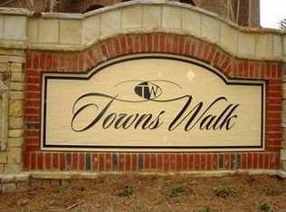 639 Timothy Rd, Athens, GA 30606