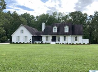 1955 Lumbley Rd, Rainbow City, AL 35906
