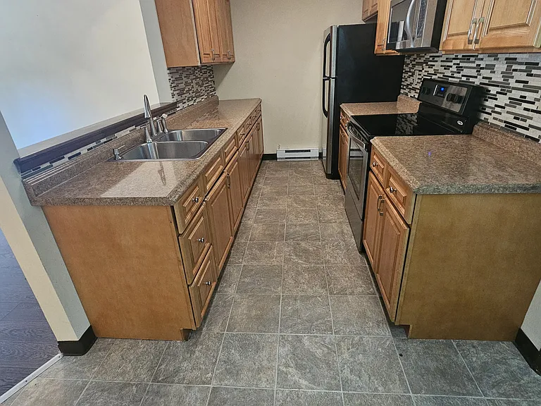 115 Brookside Ln #4 — Photo 4