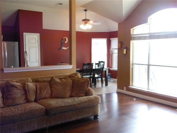 5th image of 8716 Harmony Dr