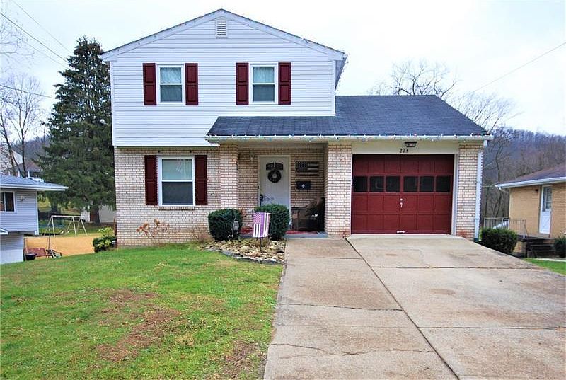 1st image of 223 Woodlawn Dr