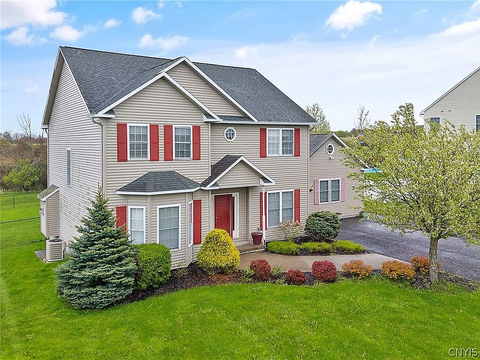 1st image of 4702 Manor Hill Dr