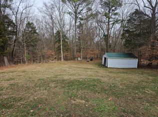 1940 Chester Harris Rd, Woodlawn, TN 37191