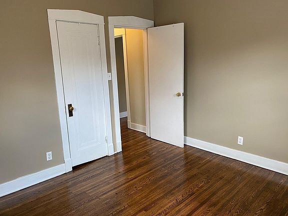 4th image of 1350 McHenry St APT 1