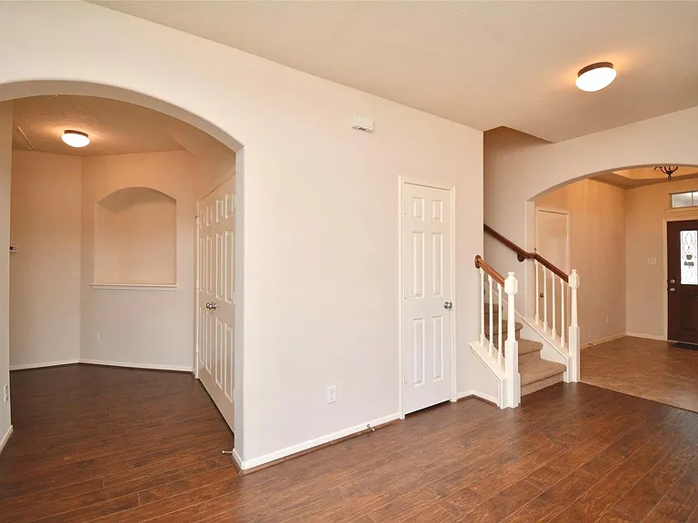 26114 Silver Timbers Ln — Photo 3