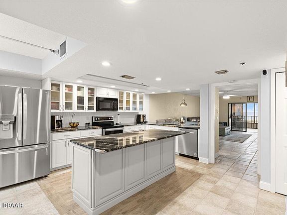 4th image of 4747 S Washington Ave APT 125