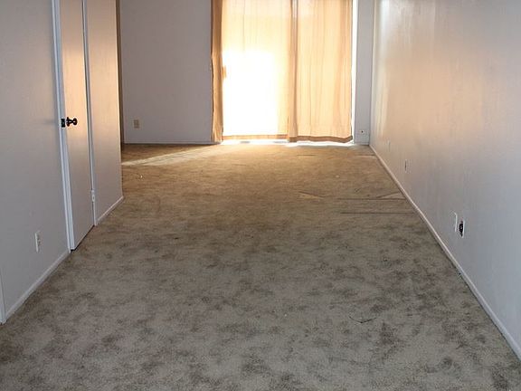 4th image of 251 S Ventura Rd Unit 217