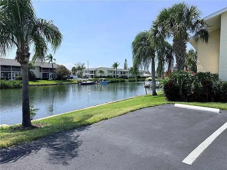 1825 Cobia Dr #103H — Photo 21