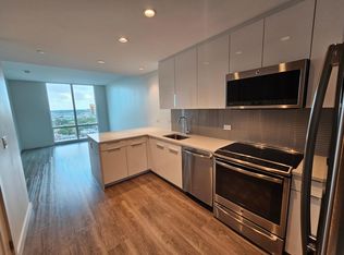 200 Brookline Ave #17, Boston, MA 02215