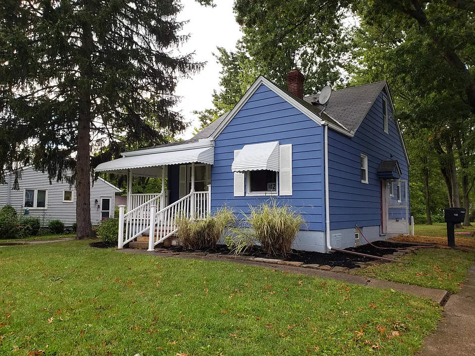 102 Sprague Rd
