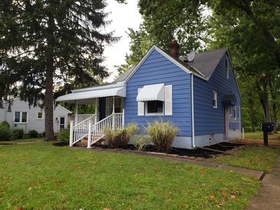 102 Sprague Rd, Berea, OH, 44017