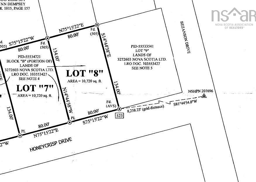 2nd image of 8 Honeycrisp Dr