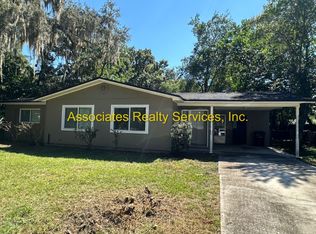 3215 NW 52nd Pl, Gainesville, FL 32605