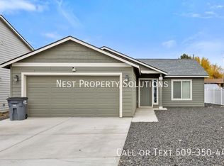 322 W 6th St, Warden, WA 98857