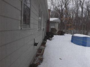85 Academy Dr, Longmeadow, MA 01106