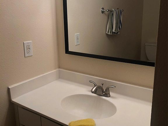 3rd image of 18515 Egret Bay Blvd APT 914