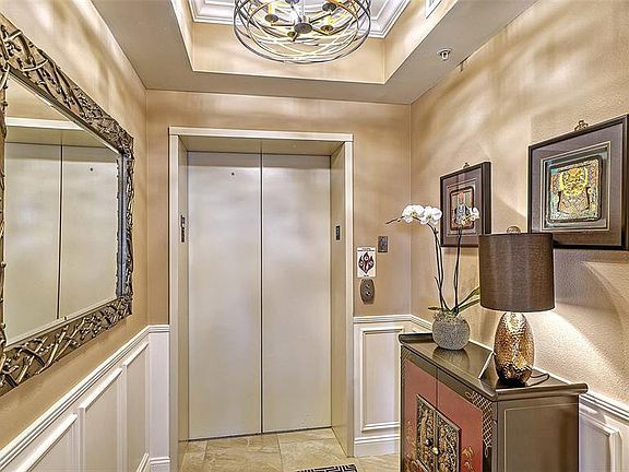 4th image of 1660 Summerhouse Ln Suite 201