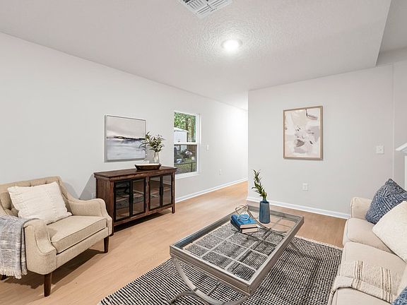 3rd image of 8941 Hare Ave